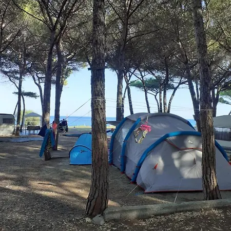 Camping Cammello Grigio Κάμπινγκ *