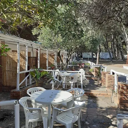 Camping Cammello Grigio Κάμπινγκ *
